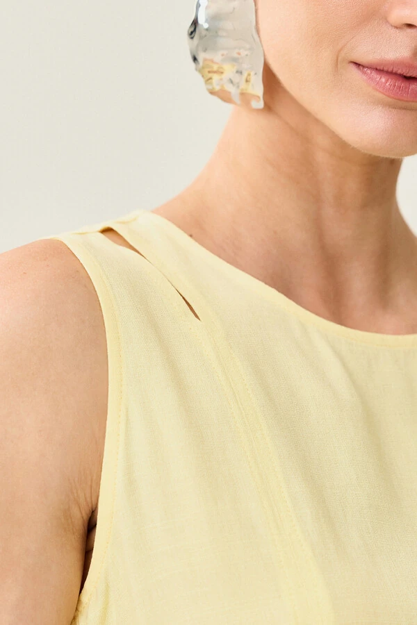 Regata Ombro Cut Out Recorte