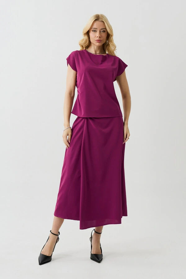 Conjunto Assimétrico de Blusa Manga Morcego Pregas Drapeada Saia Midi Evasê Drapeada