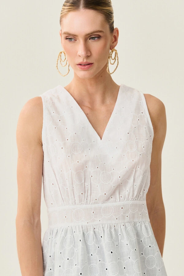 Regata de Laise de Algodão Acinturada Recorte Decote V