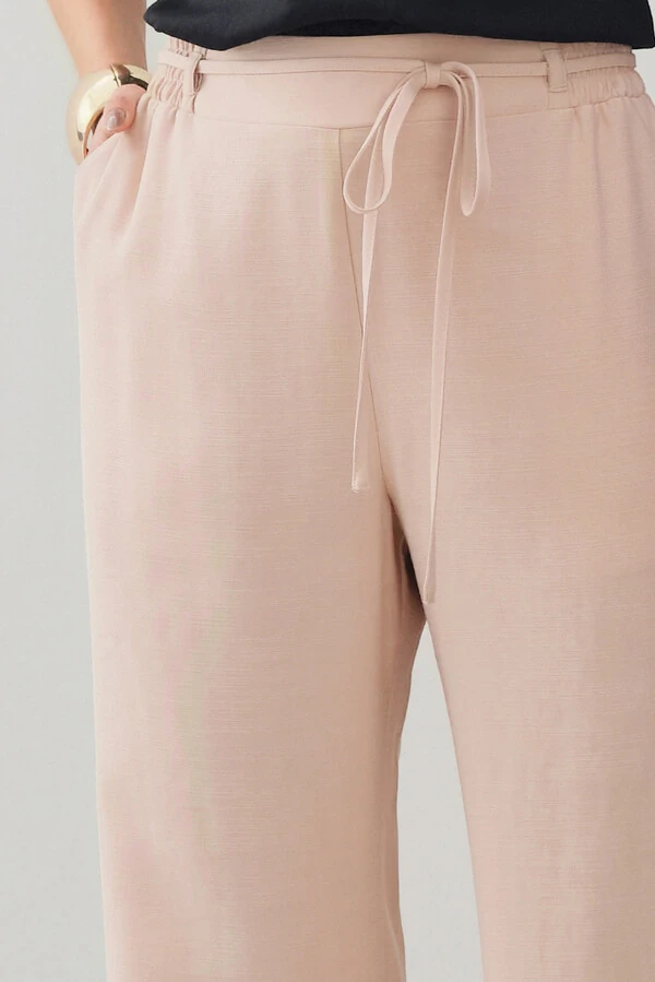 Calça Reta Cintura Elástico Laço Fino