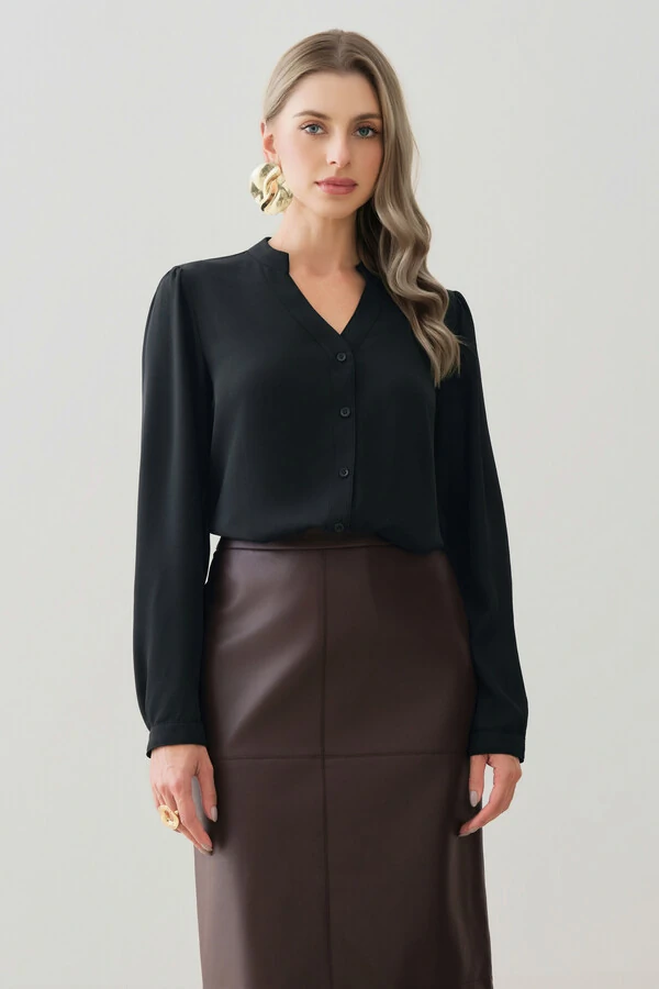 Camisa Manga Longa Punho Gola Baixa Decote v