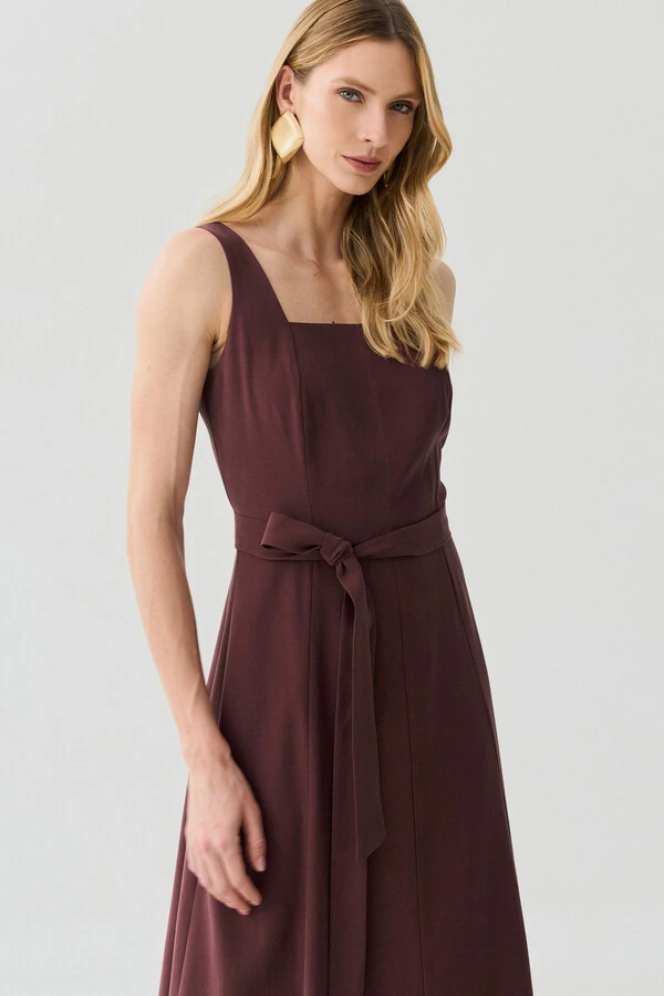 Vestido Midi de Alça Larga de Alfaitaria Decote Quadrado Recortes Cinto