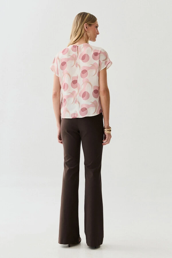 Blusa Abstrata Manga Morcego Ombro Pregas Double