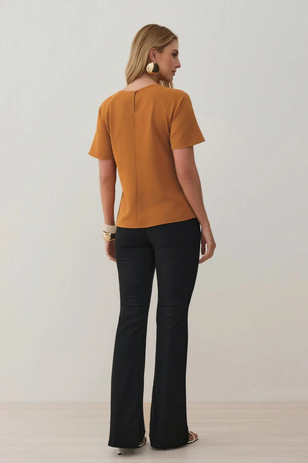 Blusa Manga Raglan Cinto Embutido