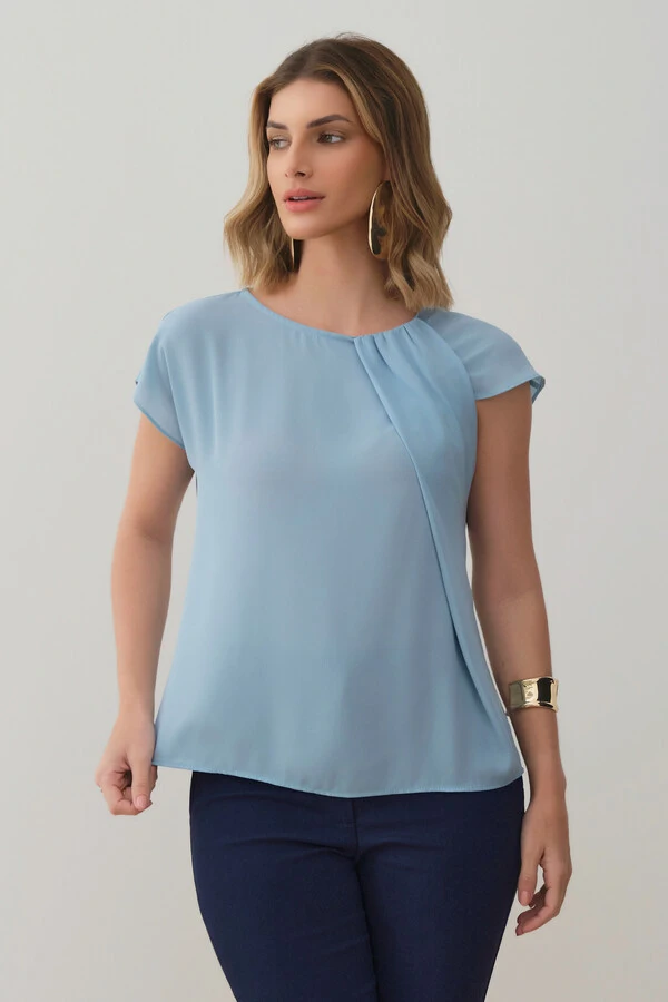 Blusa Assimétrica Manga Morcego Faixa Drapeada