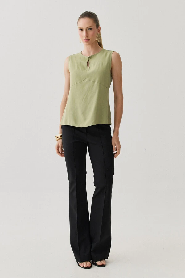 Regata Decote Gota Recortes