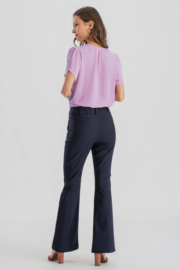 Blusa manga aberta botão forrado