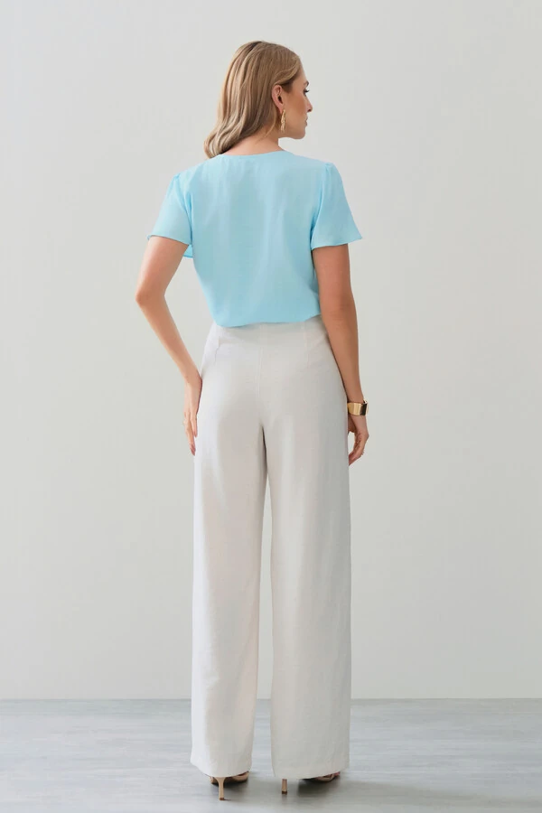 Blusa Decote Vazado Pregas Gold Double