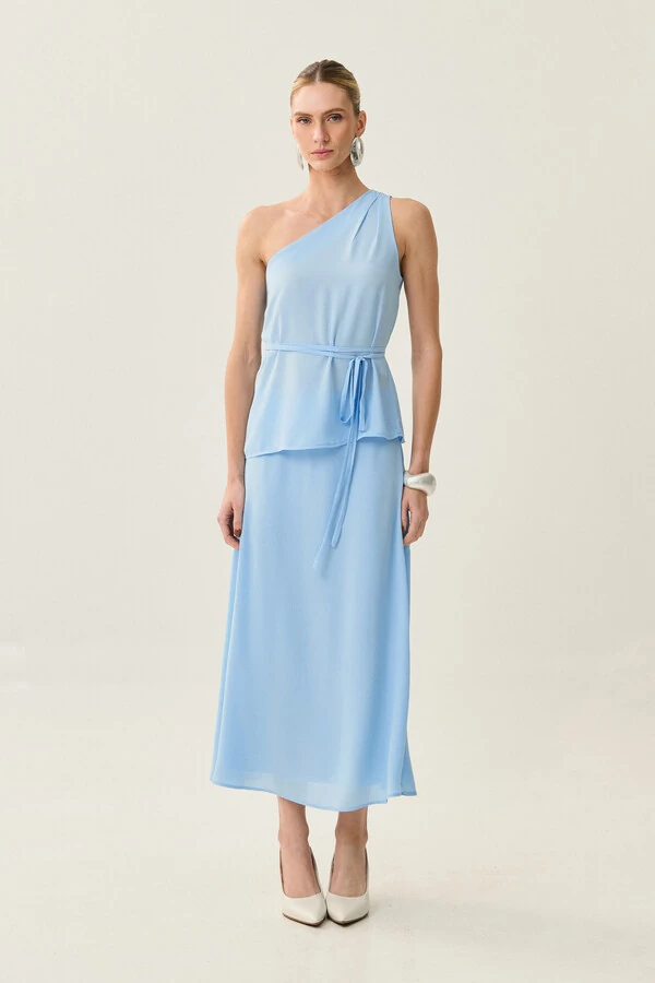 Conjunto de Blusa Regata Assimétrica Um Ombro Só Prega Cinto e Saia Midi