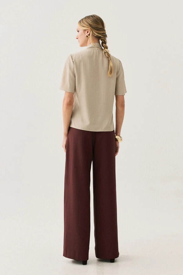 Blusa de Cetim Gola Dobrada de Laço