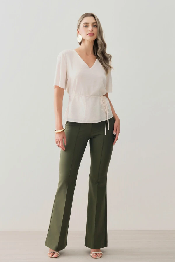 Blusa Decote V Cinto Fino