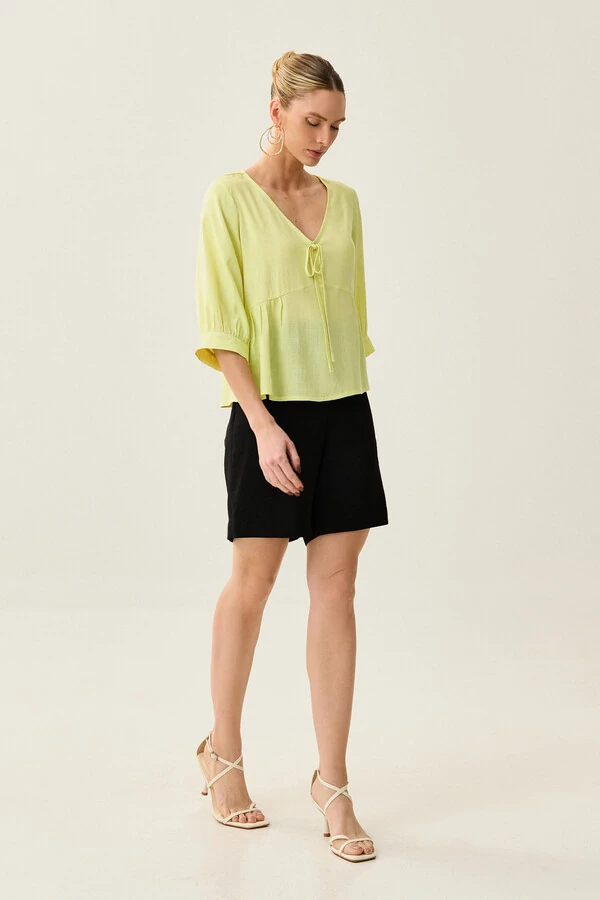 Blusa Manga 3/4 Punho Decote V Laço Recorte Busto