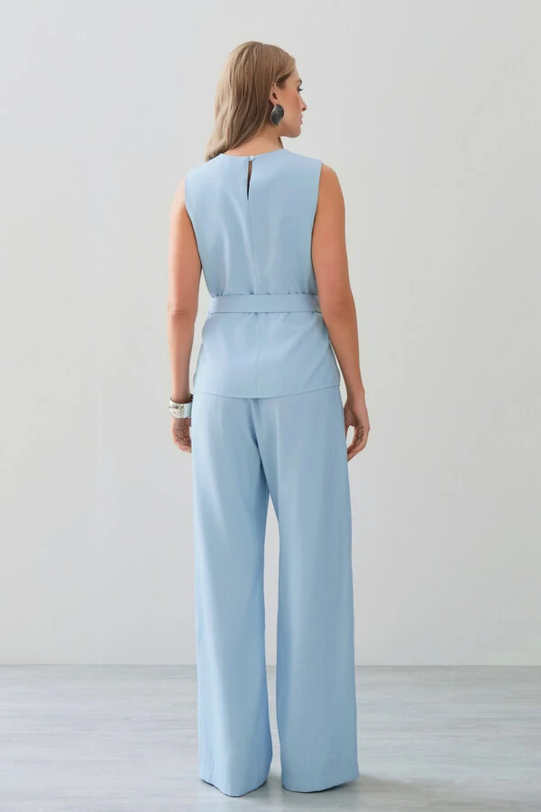 Conjunto de Alfaiataria de Blusa Regata Cinto e Calça Wide Leg