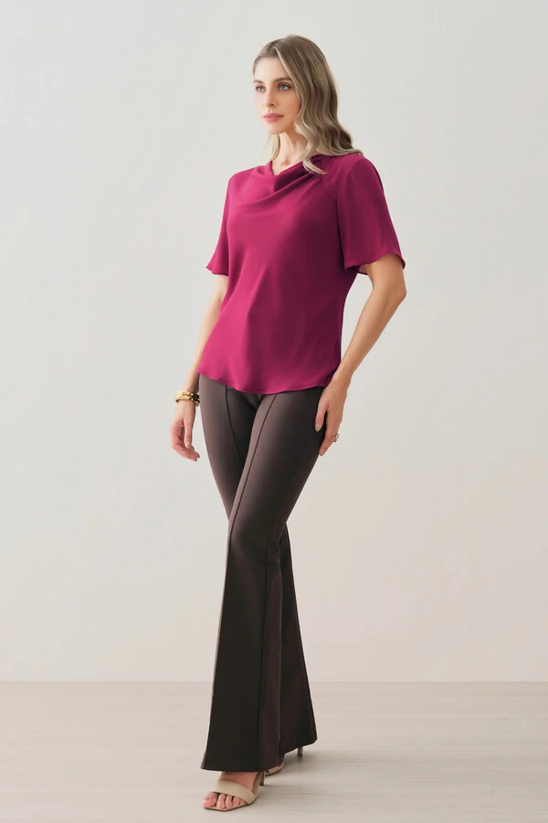 Blusa Assimétrica Manga Evasê Decote Drapeado Ombro Recorte Franzidos