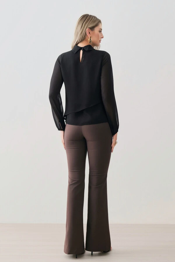 Blusa Dupla Transpassada Assimétrica de Chiffon Yoryu Manga Longa Gola Dobrada