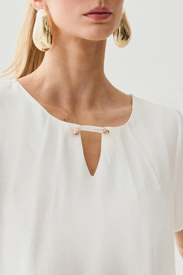 Blusa Decote Vazado Pregas Gold Double