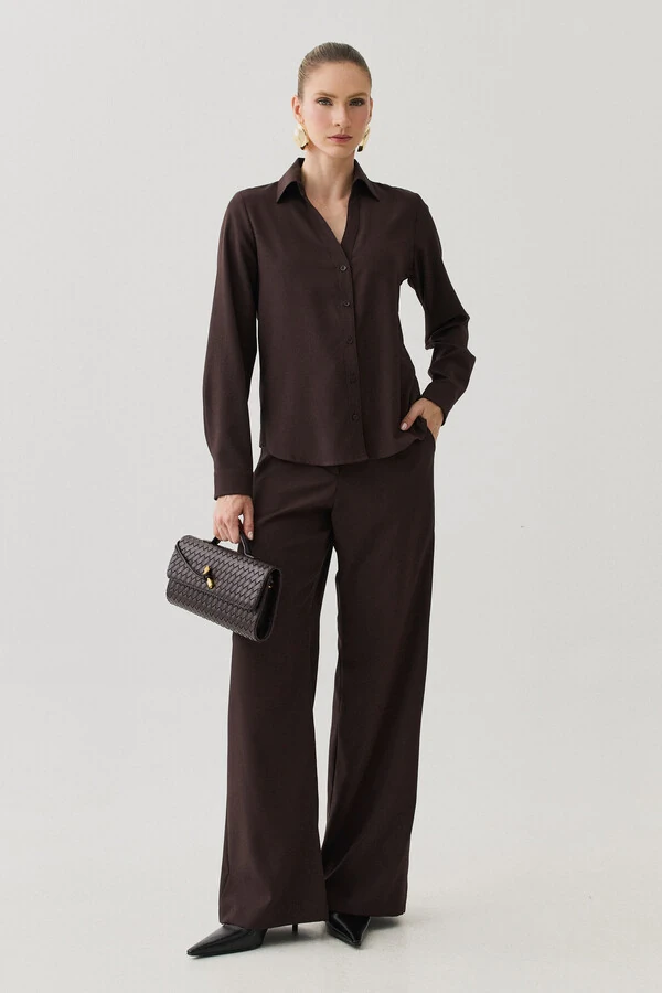 Conjunto de Alfaiataria de Camisa Manga Longa e Calça Reta