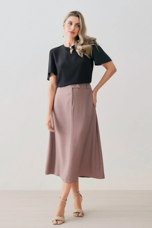 Blusa Manga Evasê Decote Vazado Gold