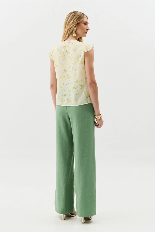 Regata Floral Decote V Ombro Babados