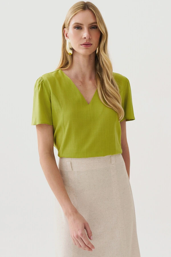 Blusa Decote V Recortes Laterais