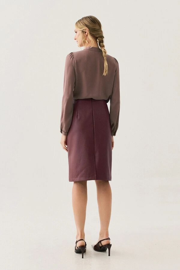 Blusa Manga Longa Punho Gola Baixa Mini Botão Forrado Pregas