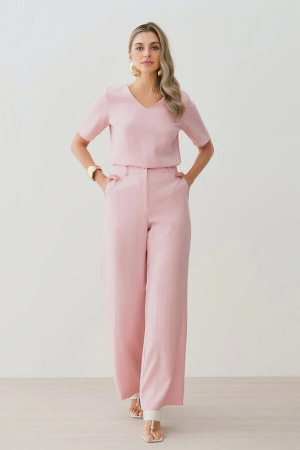 Conjunto de Alfaiataria de Blusa Decote V e Calça Wide Leg