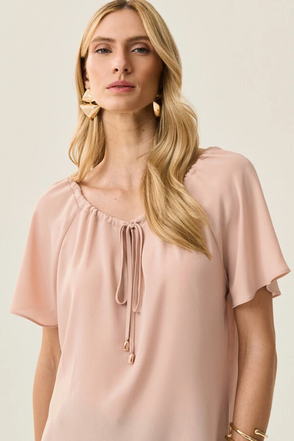 Blusa Manga Raglan Decote Canoa Laço Puxante Ponteira Gold