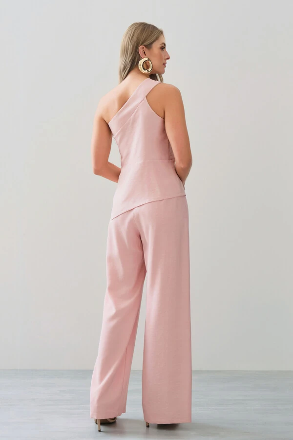 Conjunto de Blusa Regata Assimétrica Um Ombro Só Recorte Cintura e Calça Wide Leg Botão Forrado