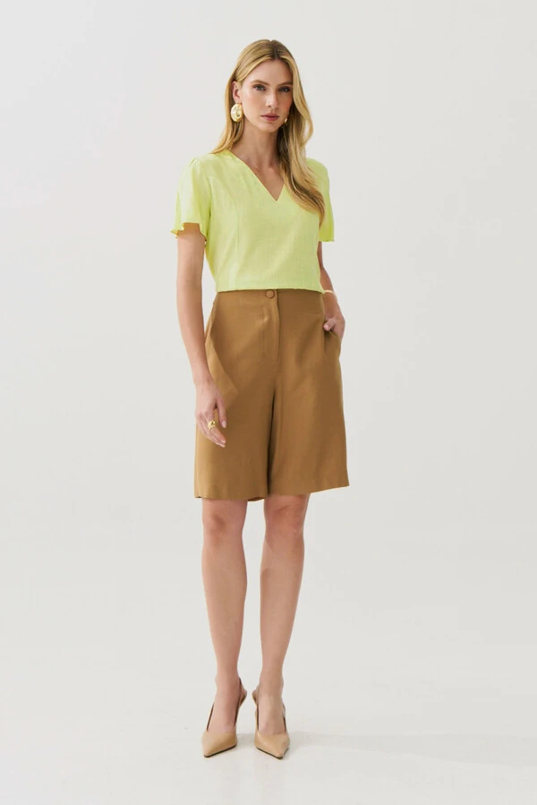 Blusa Decote V Recortes Laterais