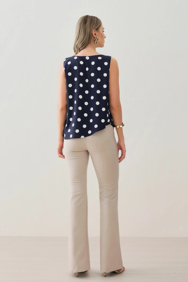 Regata Assimétrica Poa Cintura Direita Pregas