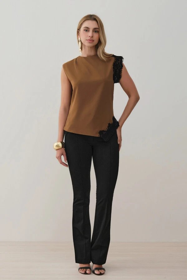 Calça Flare de Alfaiataria Double Nervura