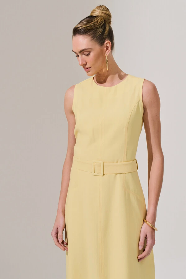 Vestido Midi Regata de Alfaiataria Recortes Cinto Fivela Forrada Fenda Frontal