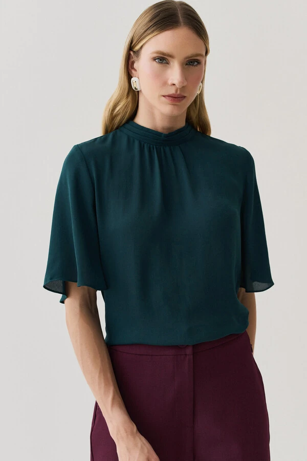 Blusa Manga Evasê Gola Baixa Pregas Triple Franzido