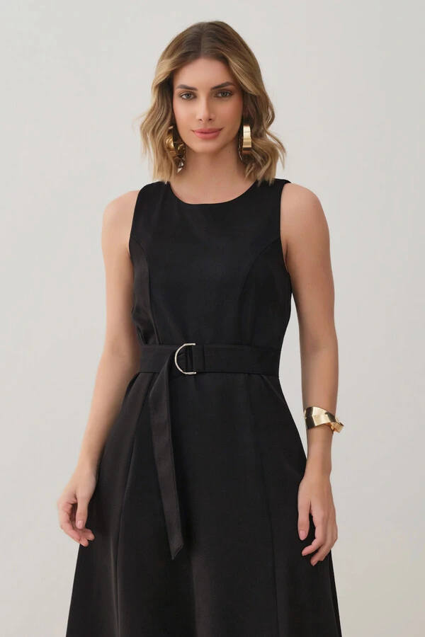 Vestido Midi Evasê Regata de Alfaiataria Recortes Cinto Fivela Gold