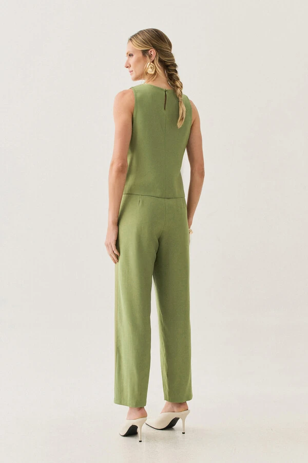 Conjuntode Alfaiataria de Regata Crop Transpassada e Calça Reta