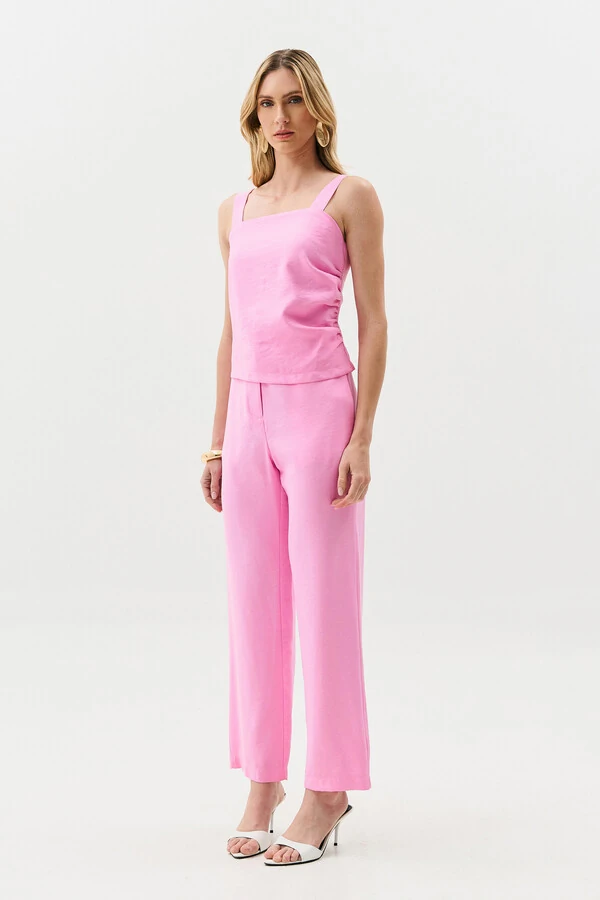 Conjunto de Alfaiataria Blusa de Alça Crop Assimétrica Lateral Franzida e Calça Reta Botão Forrado