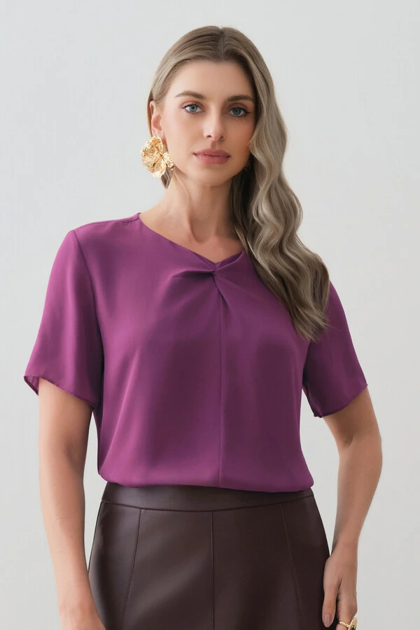 Blusa Decote V Torcido