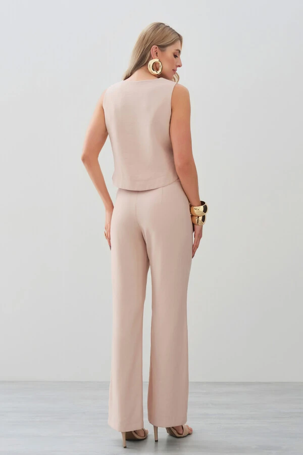 Conjunto de Alfaiataria de Blusa Regata Crop Recorte Calça Reta Aba Botões Forrados Double