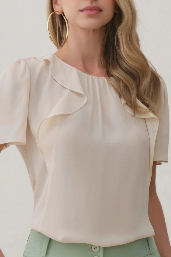 Blusa Babados