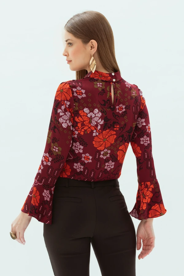 Blusa floral étnica manga longa evasé gola dobrada pérola decote gota vazado