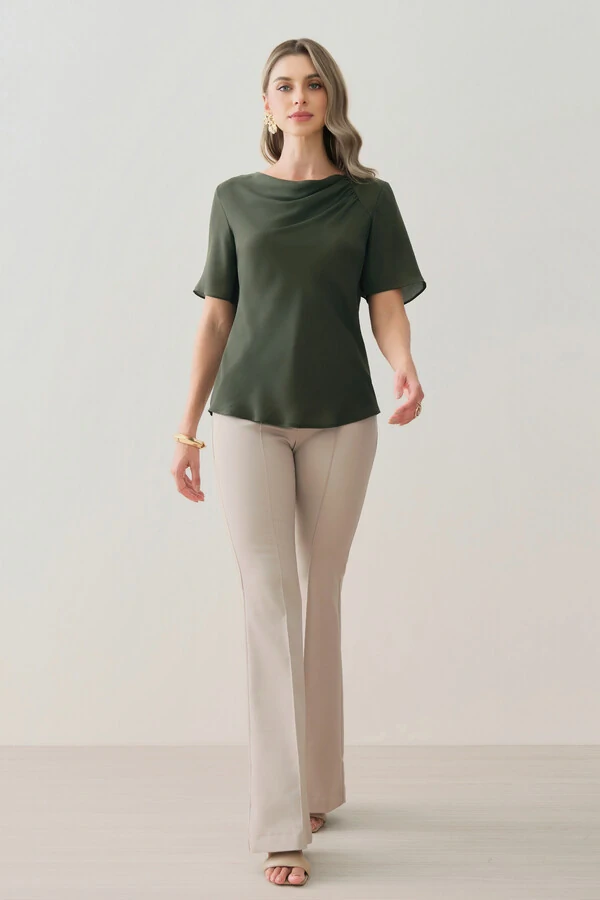 Blusa Assimétrica Manga Evasê Decote Drapeado Ombro Recorte Franzidos