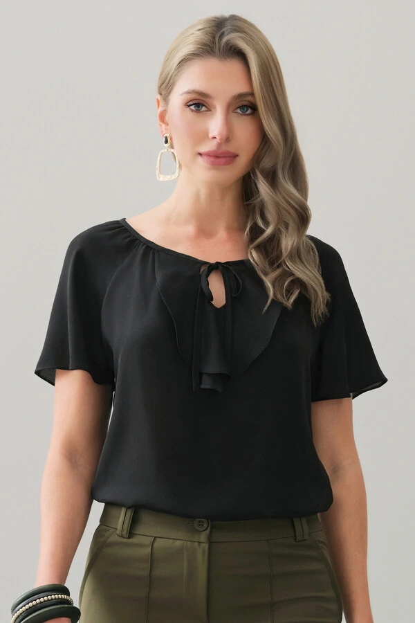 Blusa Manga Raglan Decote Babado Laço