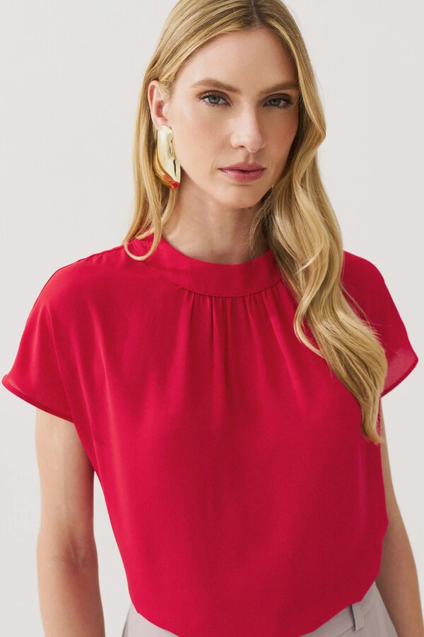 Blusa Manga Morcego Gola Baixa