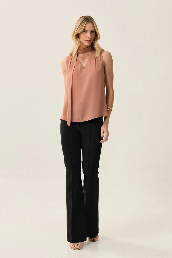 Regata Gola Baixa Laço Decote V Ombro Prega