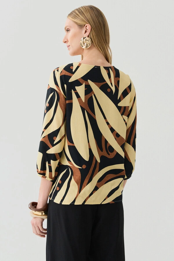 Blusa Folhagem Abstrata Manga 3/4 Decote V Laço