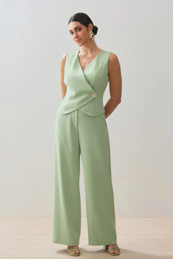 Conjunto de Alfaiataria de Colete e Pantalona Gold