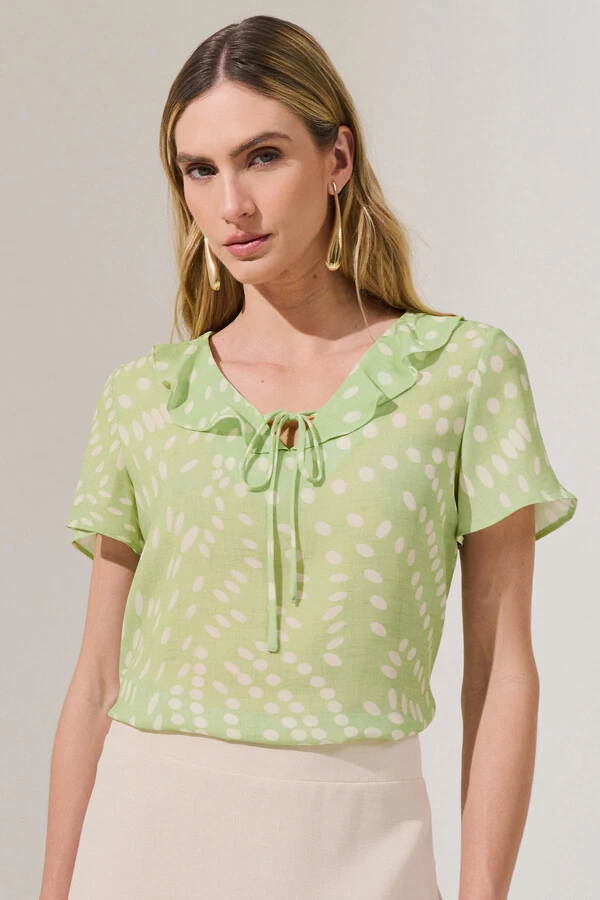 Blusa Poa Decote V Babado Laço