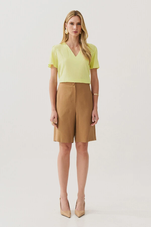 Blusa Decote V Recortes Laterais