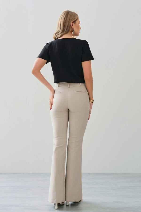 Blusa Decote Vazado Pregas Gold Double