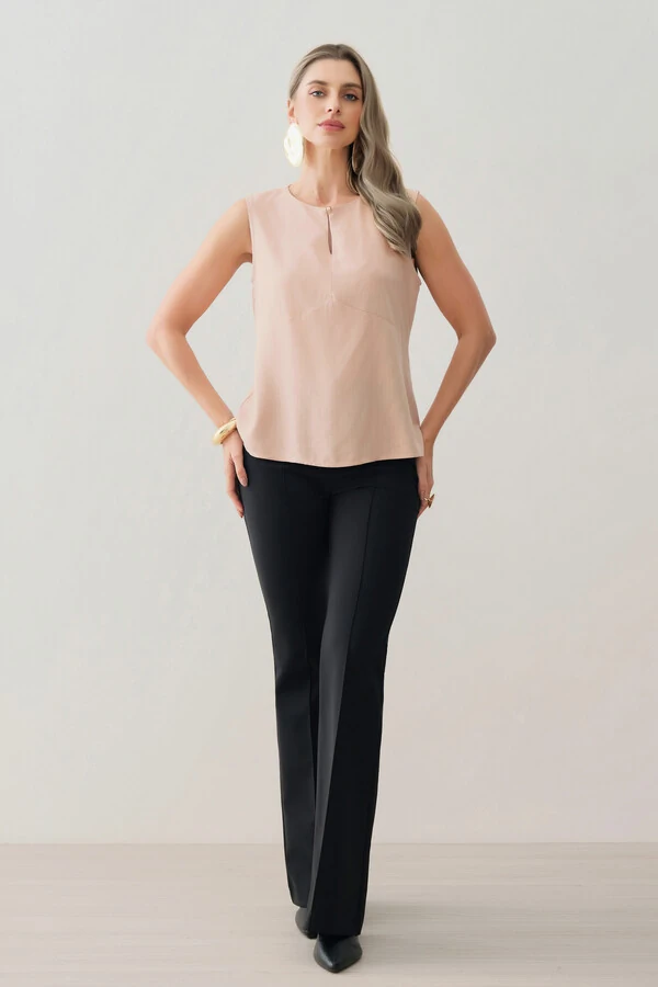 Regata Decote Gota Recortes